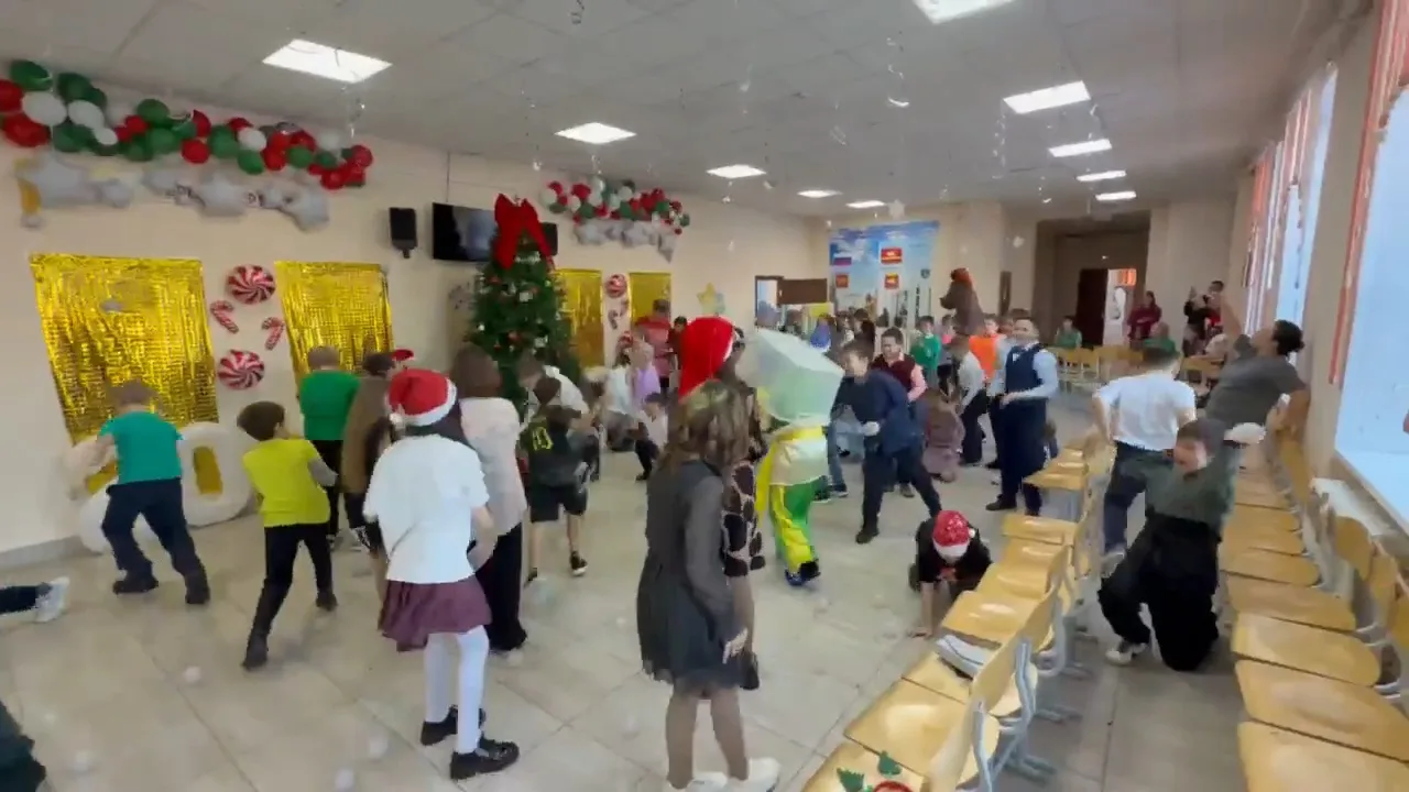 🎉🎄 Уважаемые родители и ученики! 🎄🎉 С огромным удовольствием сообщаем, что в начальном звене нашлось