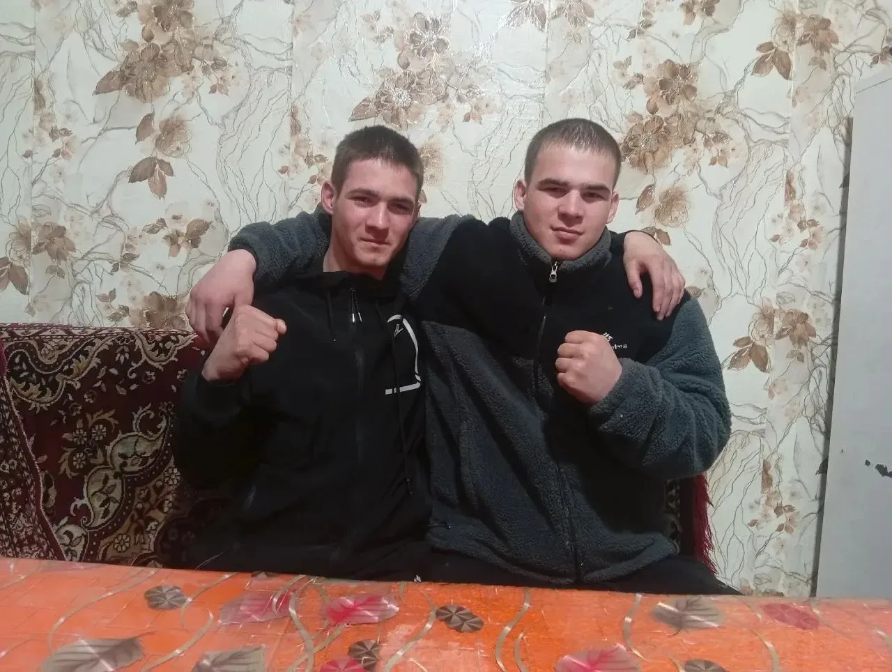 Все, он подписал контракт.