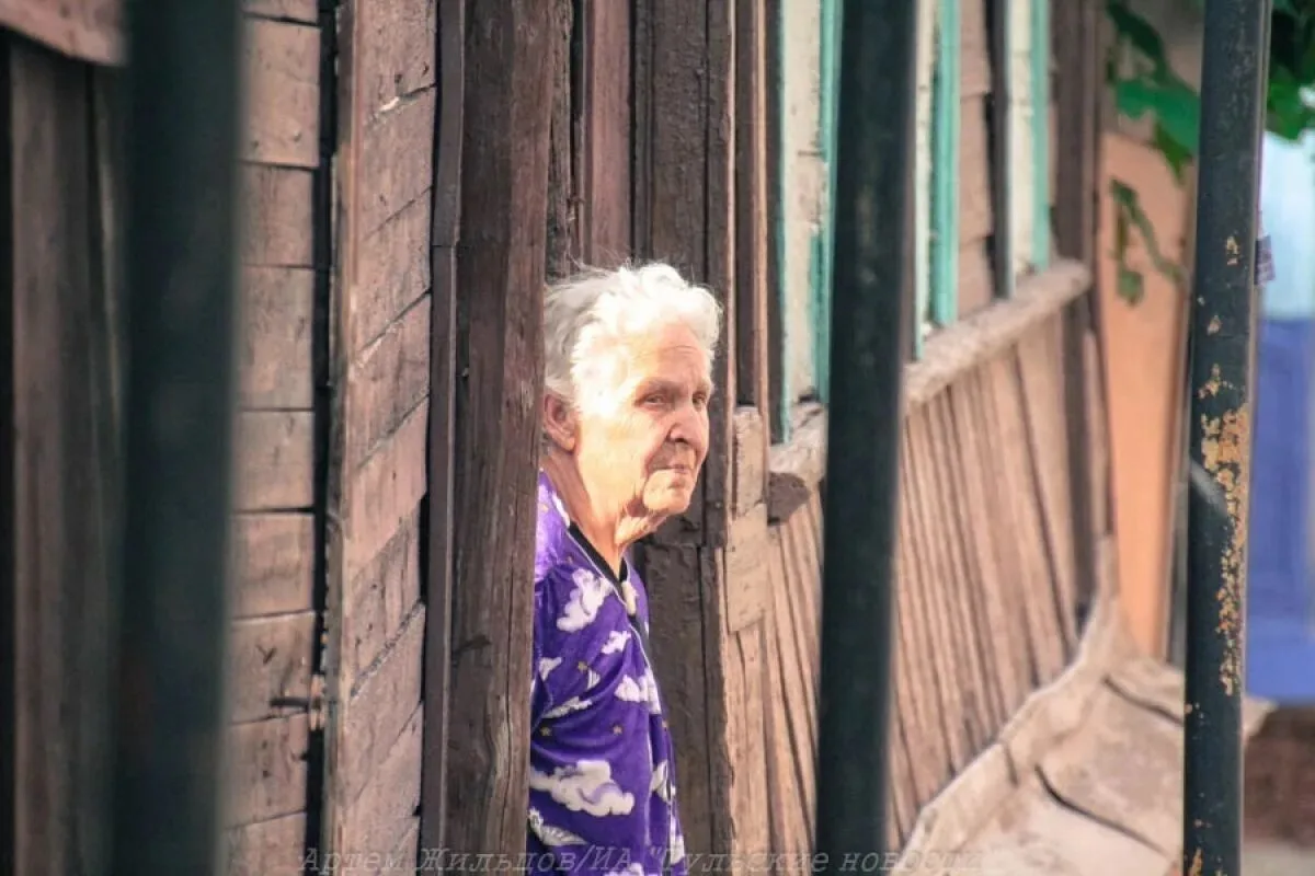 135 долгожителей Тульской области получили выплаты за 100-летний юбилей