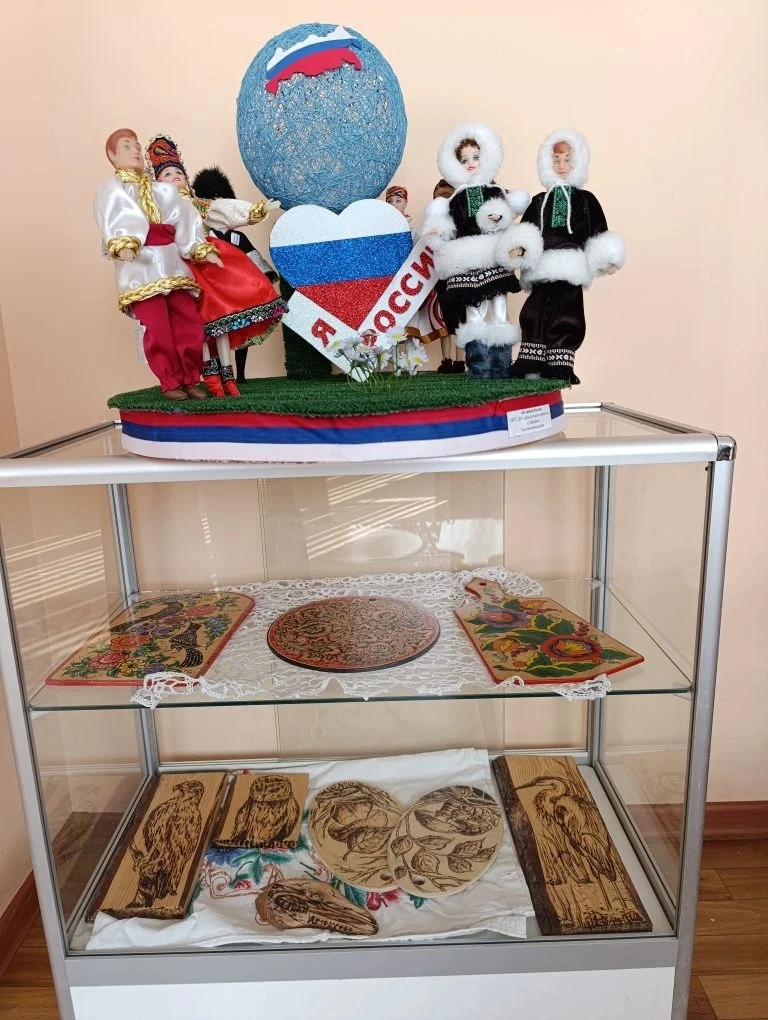 Профессионализм и творчество: педагоги дополнительного образования представили район на областной вы