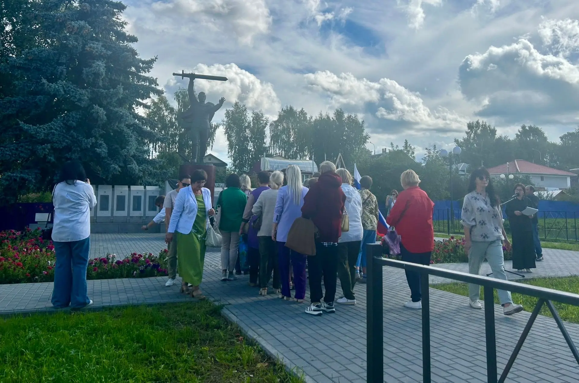 🕊️ 3 сентября 2026 года глава местного самоуправления Александр Александрович Савельев...