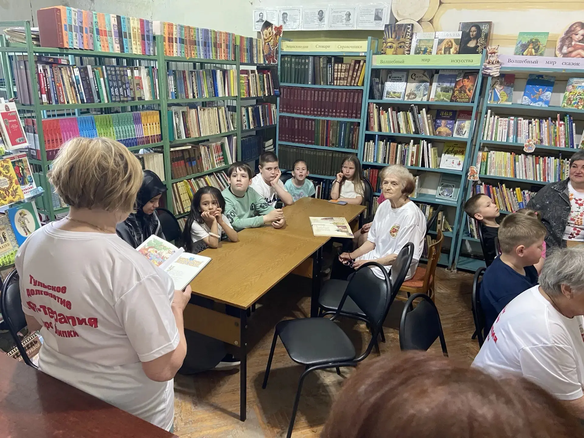 📚Литература объединяет.
✨️Викторина "В гостях у Пушкина" ко Дню рождения поэта, прошла в нашей библ
