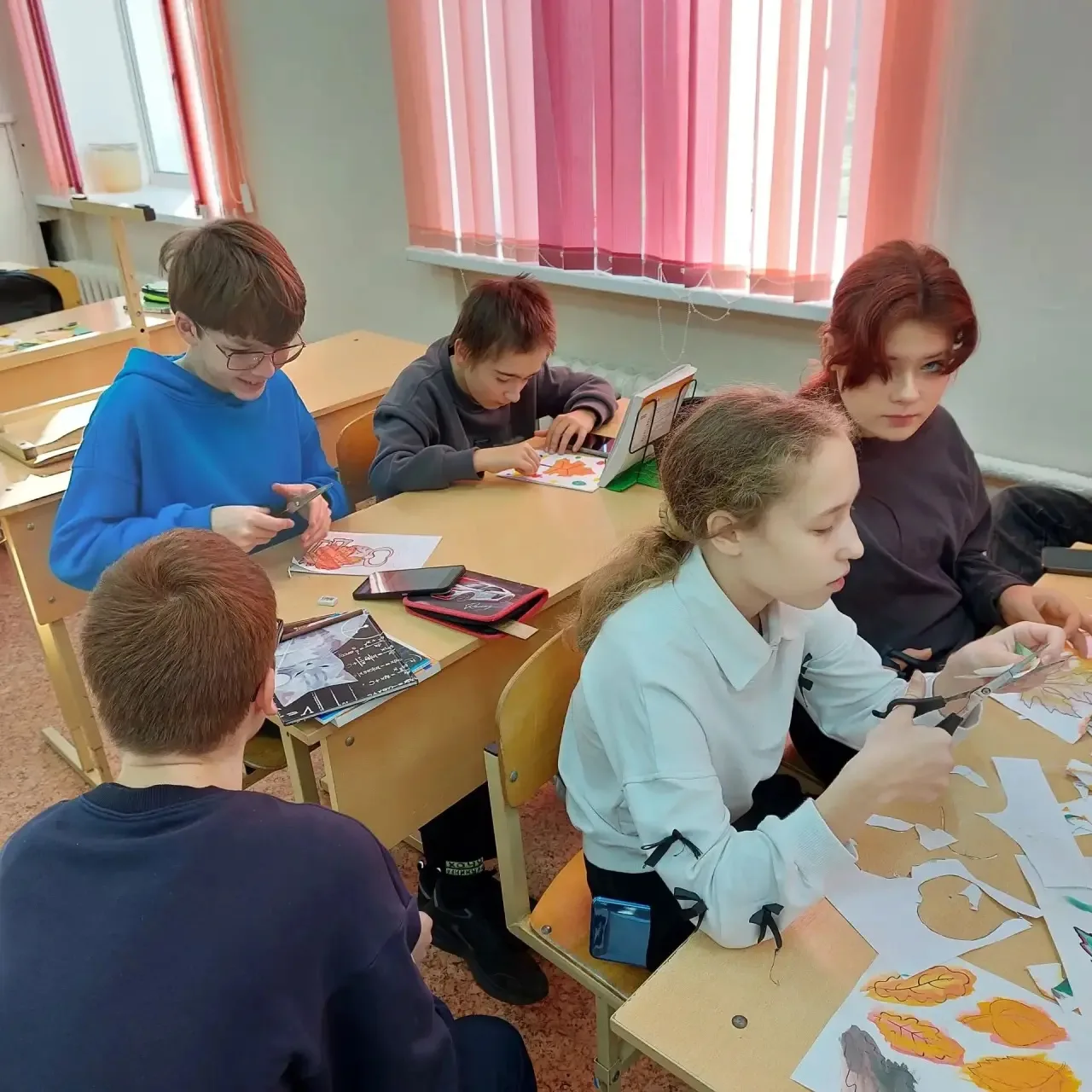 🌸 Букет добрых слов: как мы поздравили учителей!