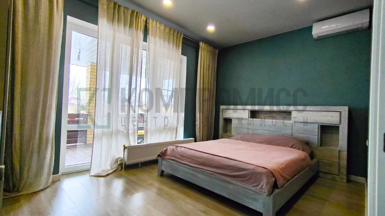 📍 Просторный дом с террасой и садом    🏠 Про дом:  ✅ 128,7 кв.м., 3 спальни, кухня-гостиная 32,9 м² 