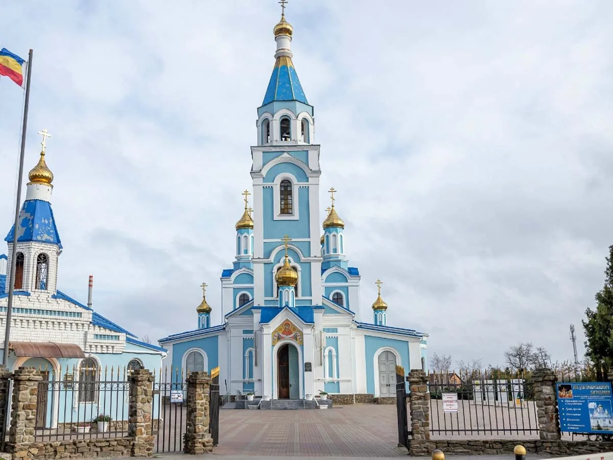 В Покровском кафедральном соборе города Шахты пройдет традиционный молебен перед сдачей ЕГЭ. Богослу