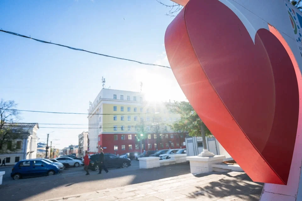 Сегодня живём по простому принципу: проснулся сам — разбуди и солнышко ☀️