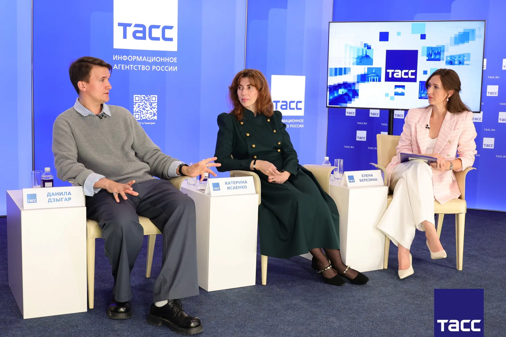 🗣 Главное из заявлений, а также фоторепортаж с пресс-конференции в Региональном информ...