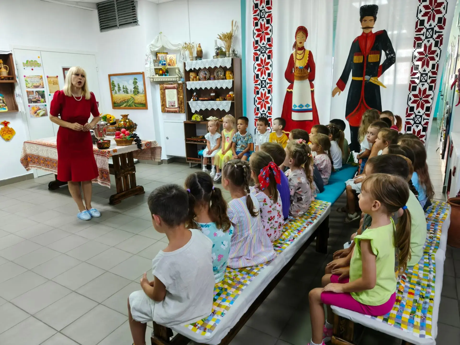 В рамках сетевого взаимодействия в группе №9 «Озорные казачата» прошло совместное мероп...