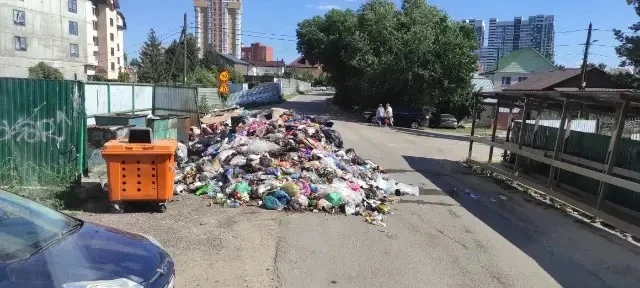 Летчика Щербакова, 10
