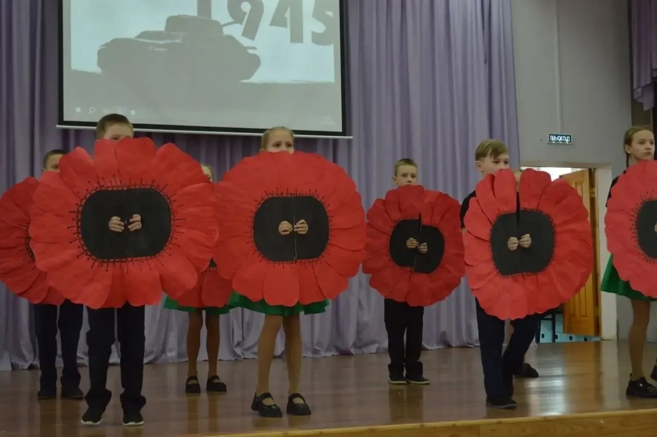 🏵️ В нашей школе продолжается месячник по  гражданско-патриотическому воспитанию. 12.02 для учащихся