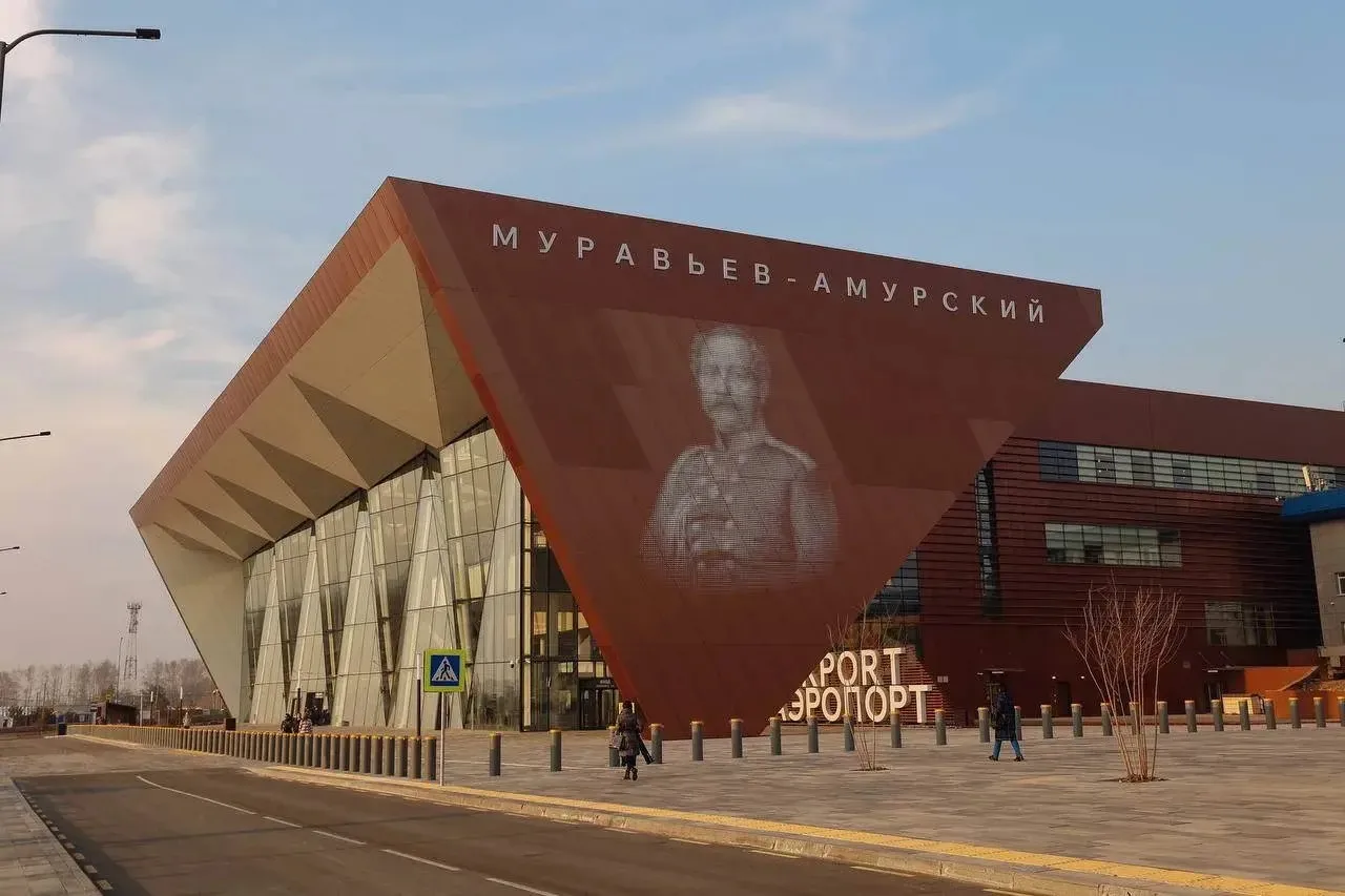 ✈️ В Амурской области открыли новый терминал аэропорта  Президент России Владимир Путин дал старт ра