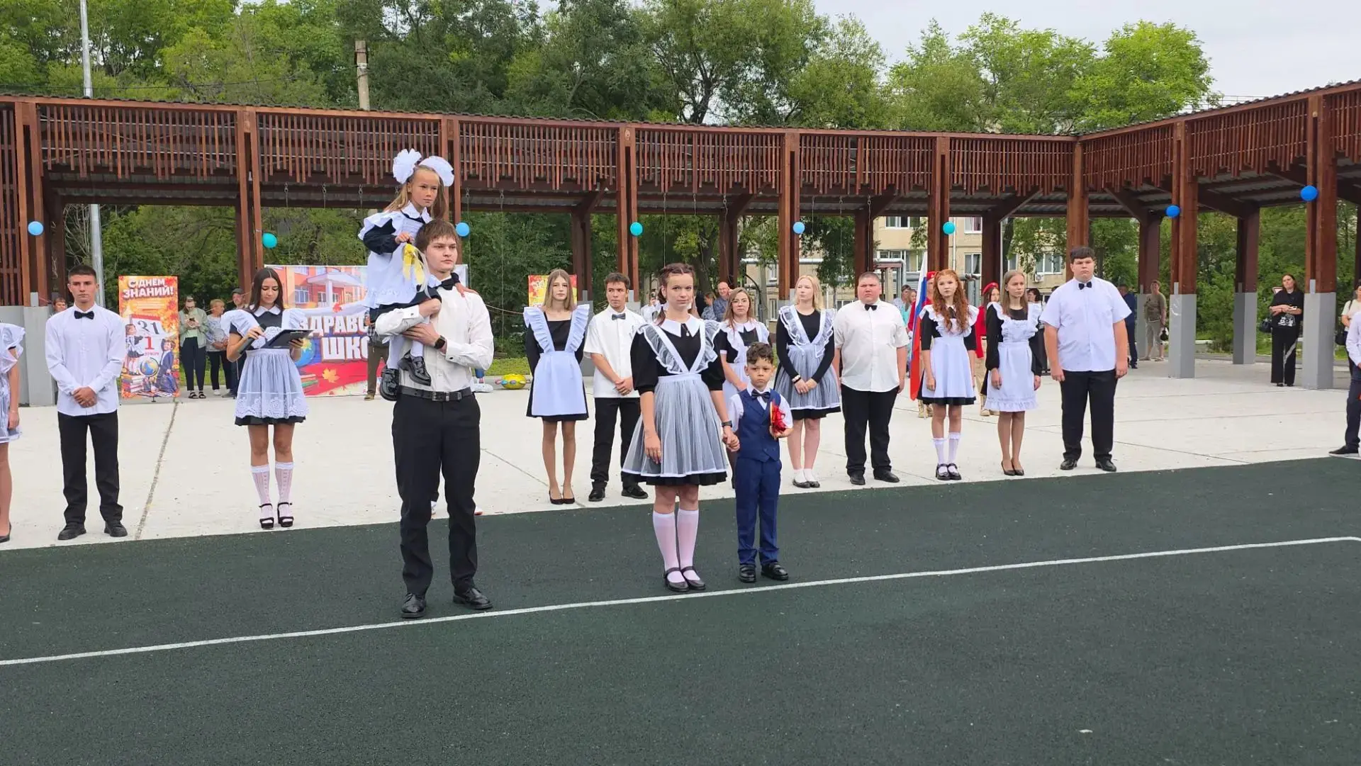 💐1 сентября — День знаний! Наша школа вновь распахнула свои двери для учеников, дав ст...