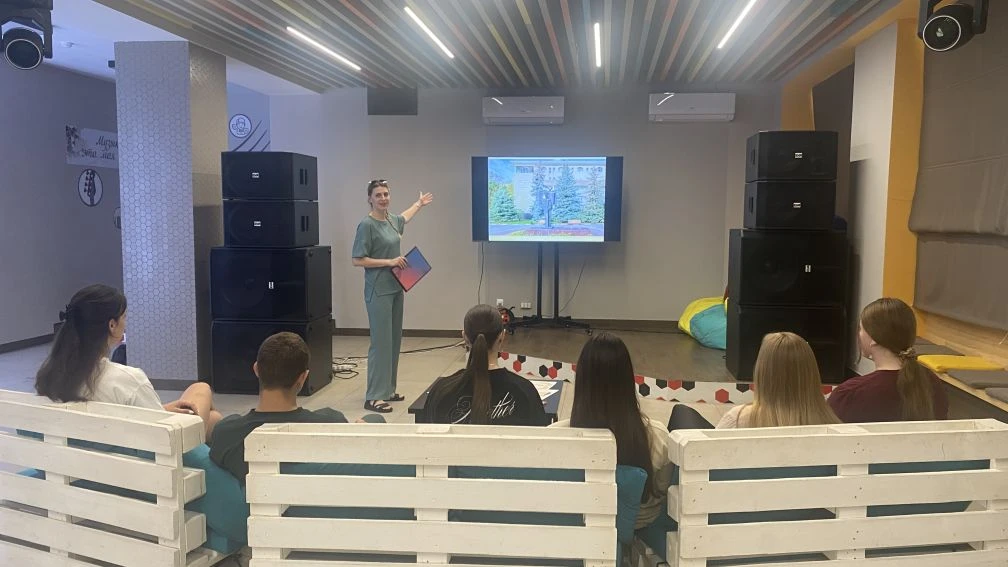 📚✨ Кто сказал, что русский язык — это только правила и учебники?