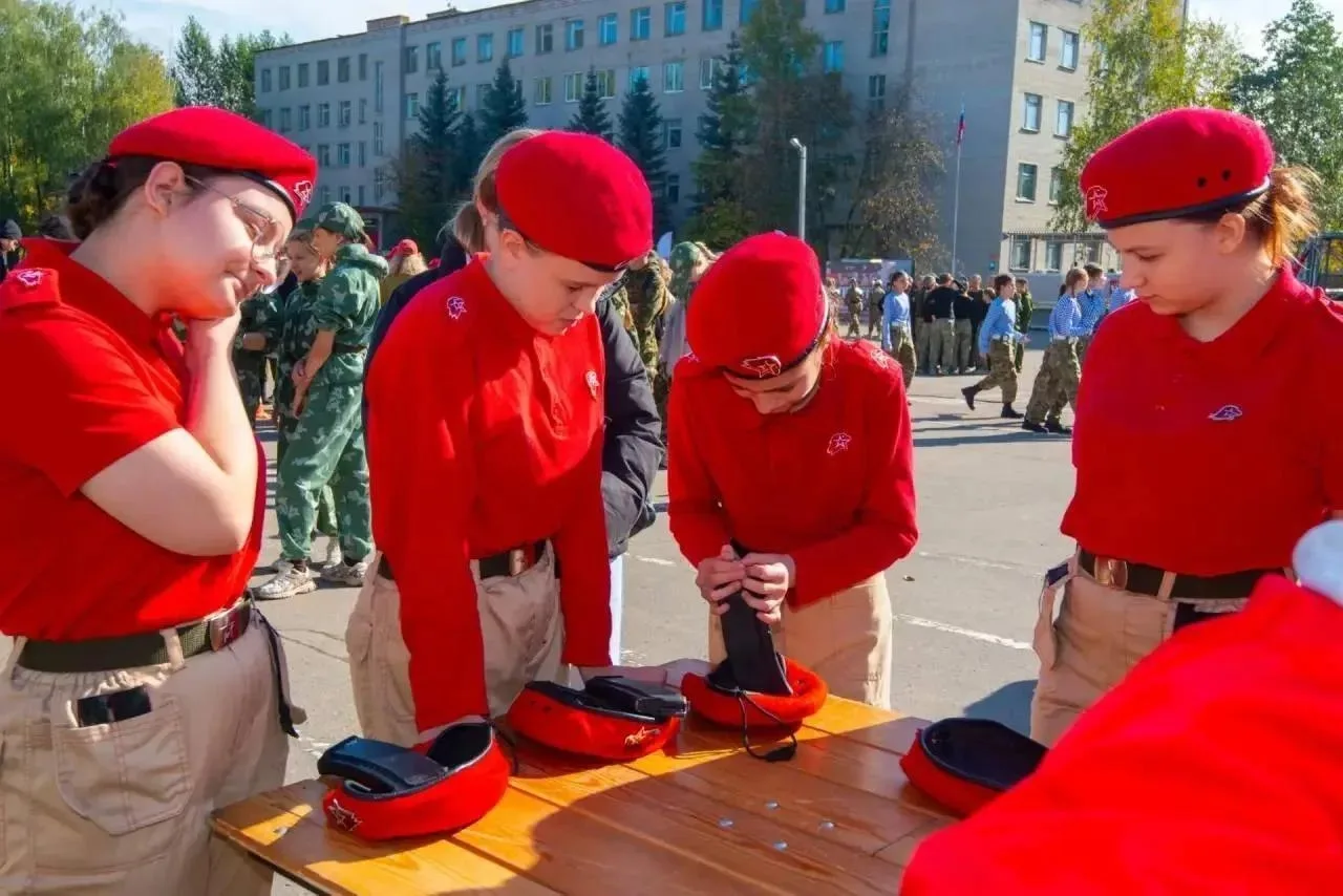 Подольские юнармейцы вошли в число победителей всероссийской игры «Девушки в погонах»