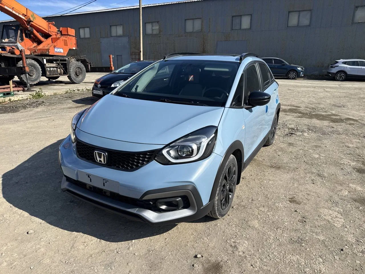 Доставили в транспортную компанию два автомобиля💪

HONDA LIFE 2022🇨🇳
- Двигатель: 1.5 (130лс)
- К
