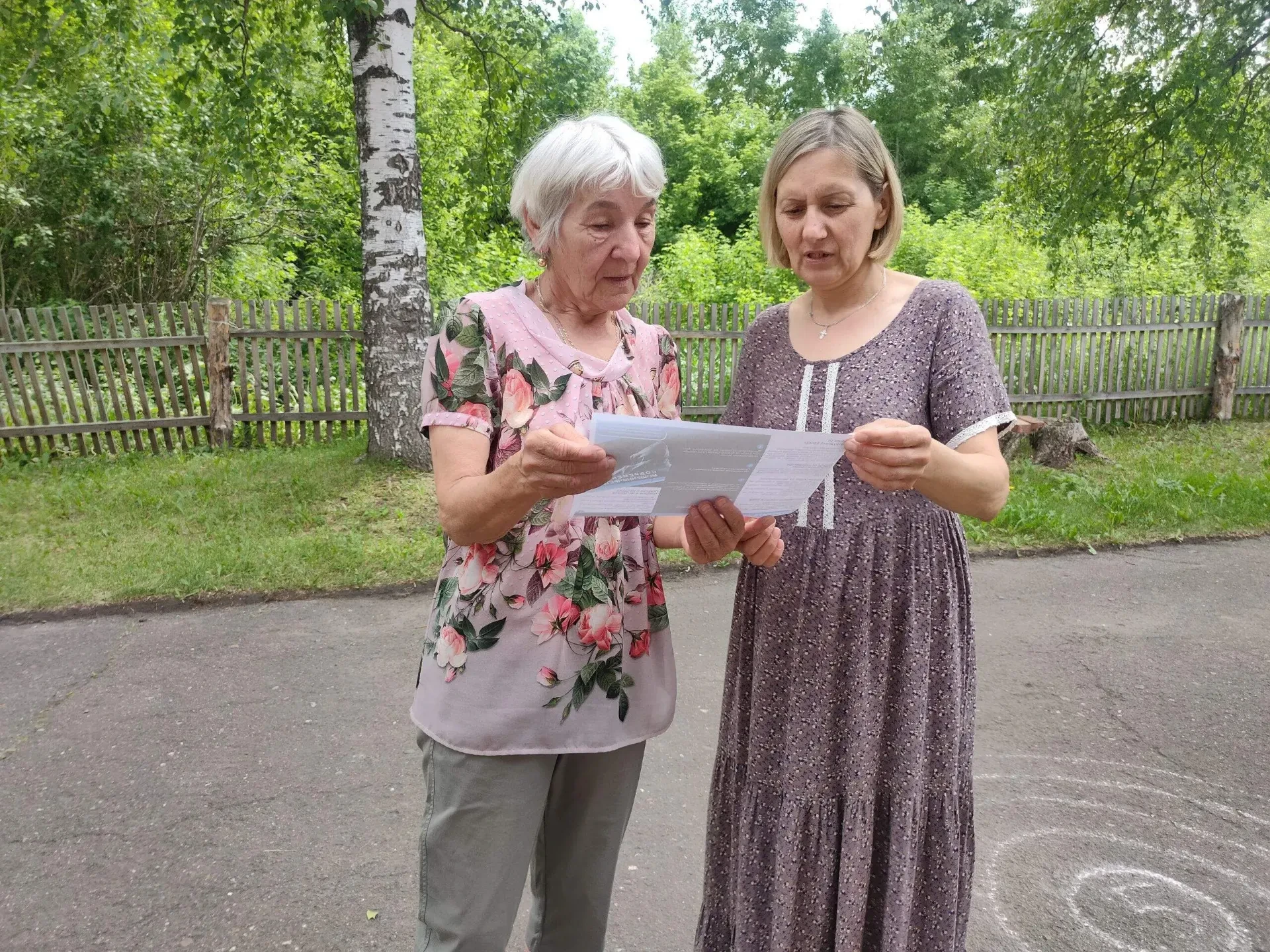 Сотрудники Линейновского СК провели разъяснительную работу, с раздачей памяток, с населением на тему