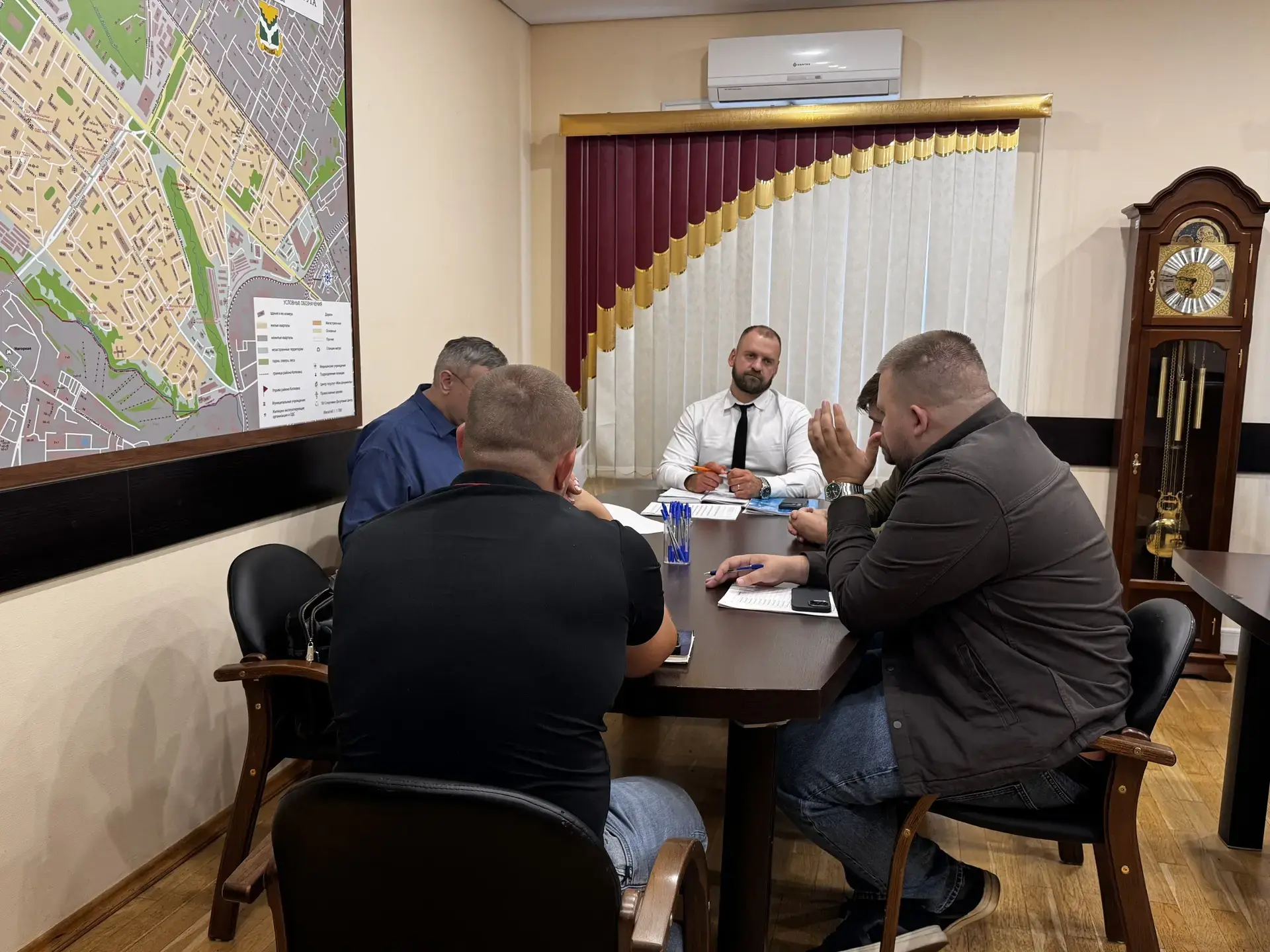Подготовка к 1 сентября: в Котловке проверили готовность территорий образовательных орг...