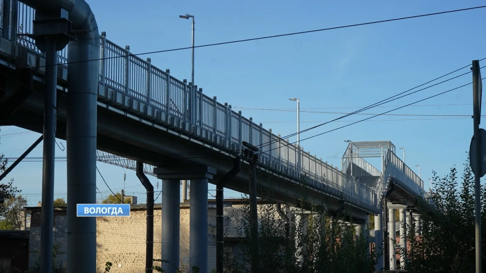 Сегодня открыли движение для автомобилистов под мостом на улице Текстильщиков в Вологде.