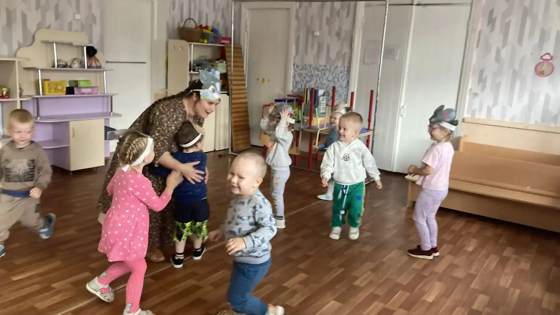 😀Развлечение в младшей группе «Путешествие в страну спасибо».