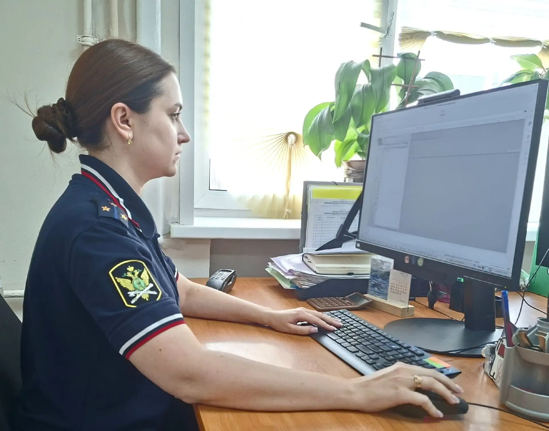 В Ванаваре должница по алиментам повесила на дверь амбарный замок и две недели скрывала...