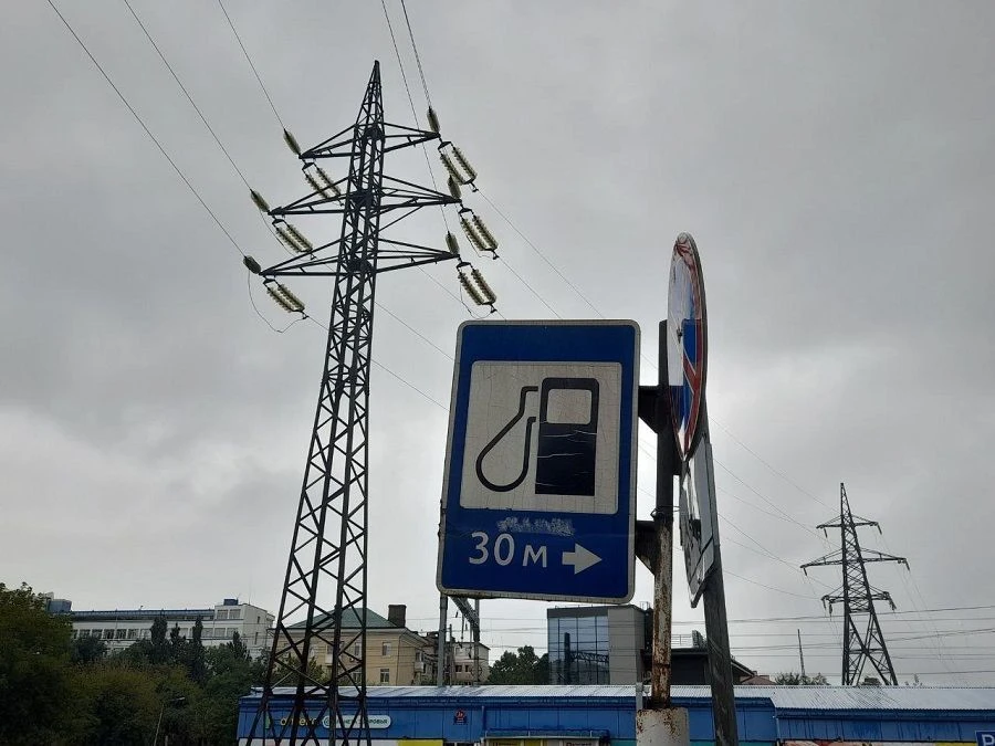 Запрет продажи бензина в канистры в Приморье официально подтверждён
