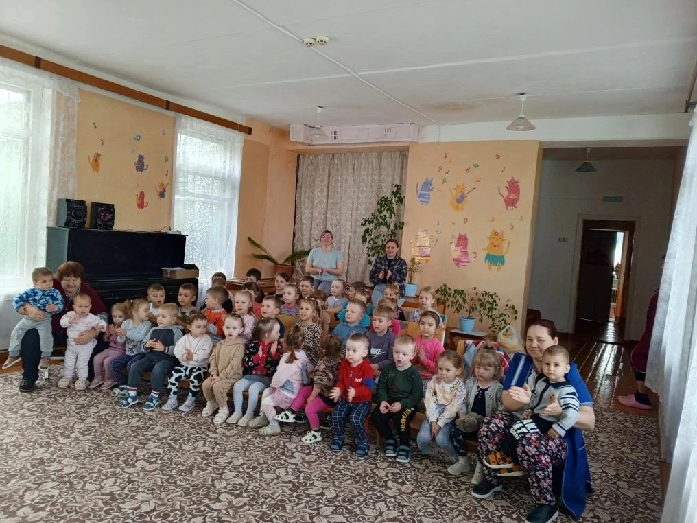 Вчера у нас был замечательный гость — любимый всеми детьми театр кукол «Сказка»! Они по...