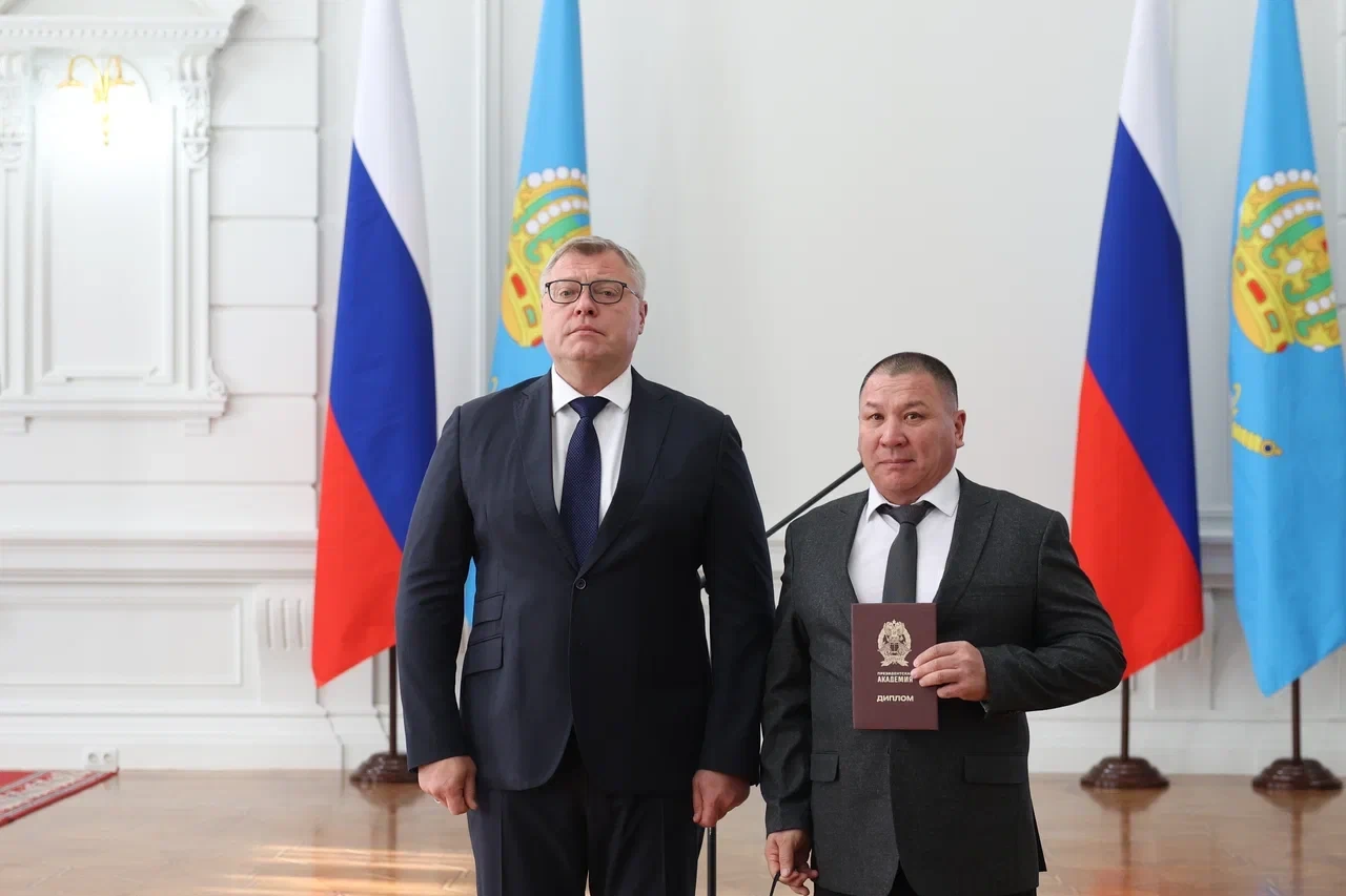 Астраханским ветеранам СВО — финалистам программы «Победоносец» вручили дипломы