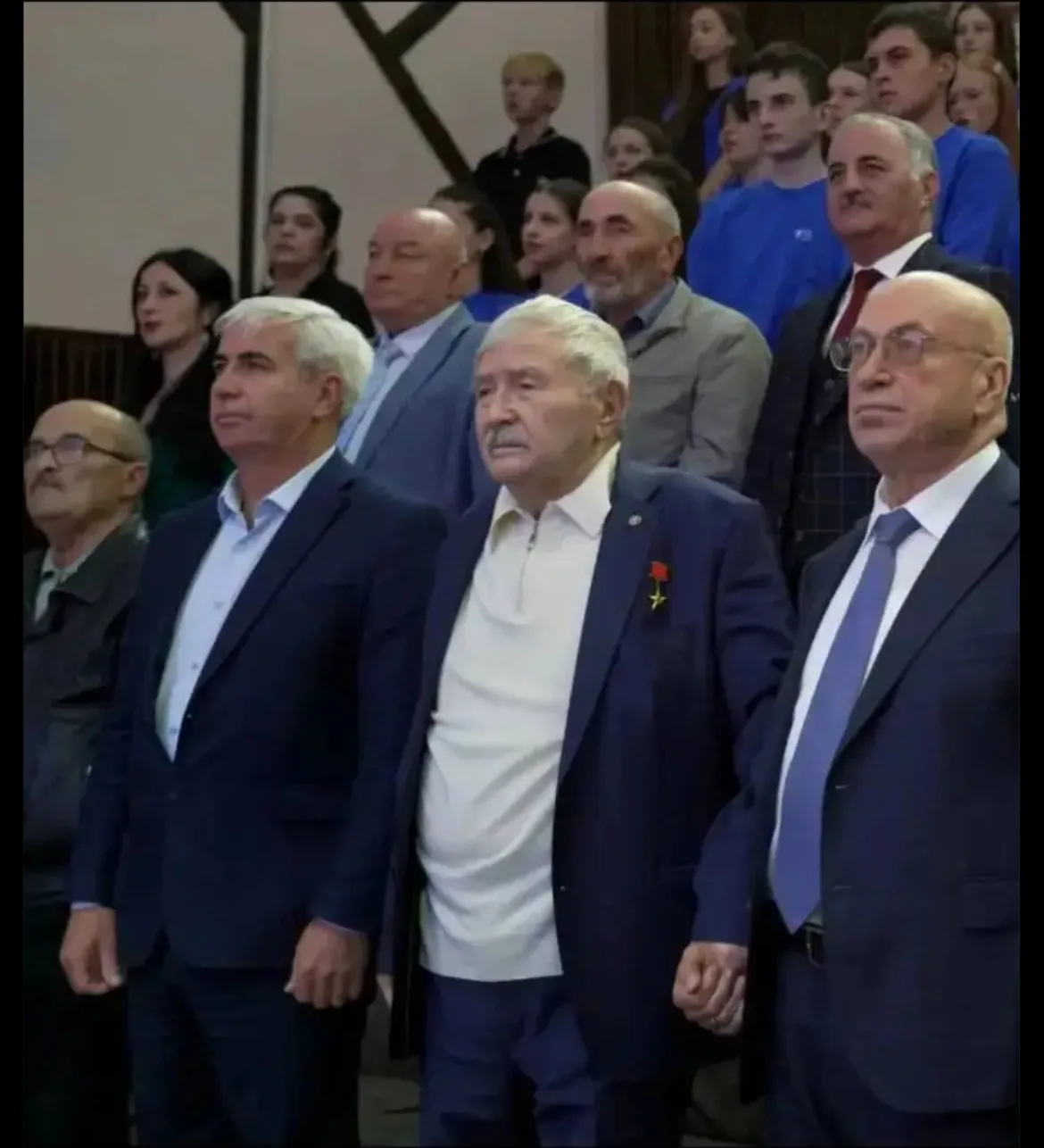 📌 Глава администрации Эльбрусского муниципального района Мухтар Отаров совместно замес...