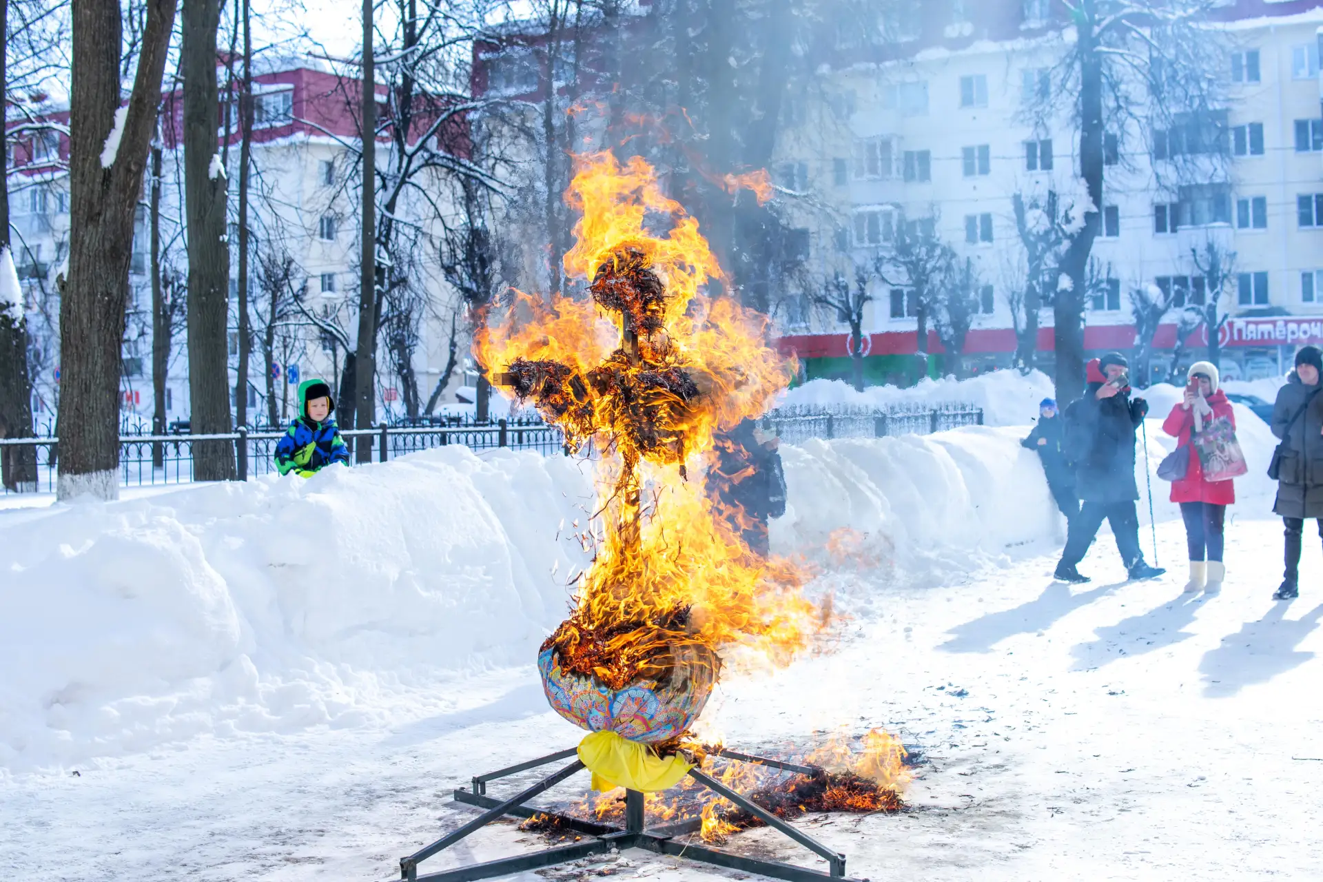 🎉 Специально для жителей Центрального округа Йошкар-Олы и ветеранов вуза вместе со студентами и сотр