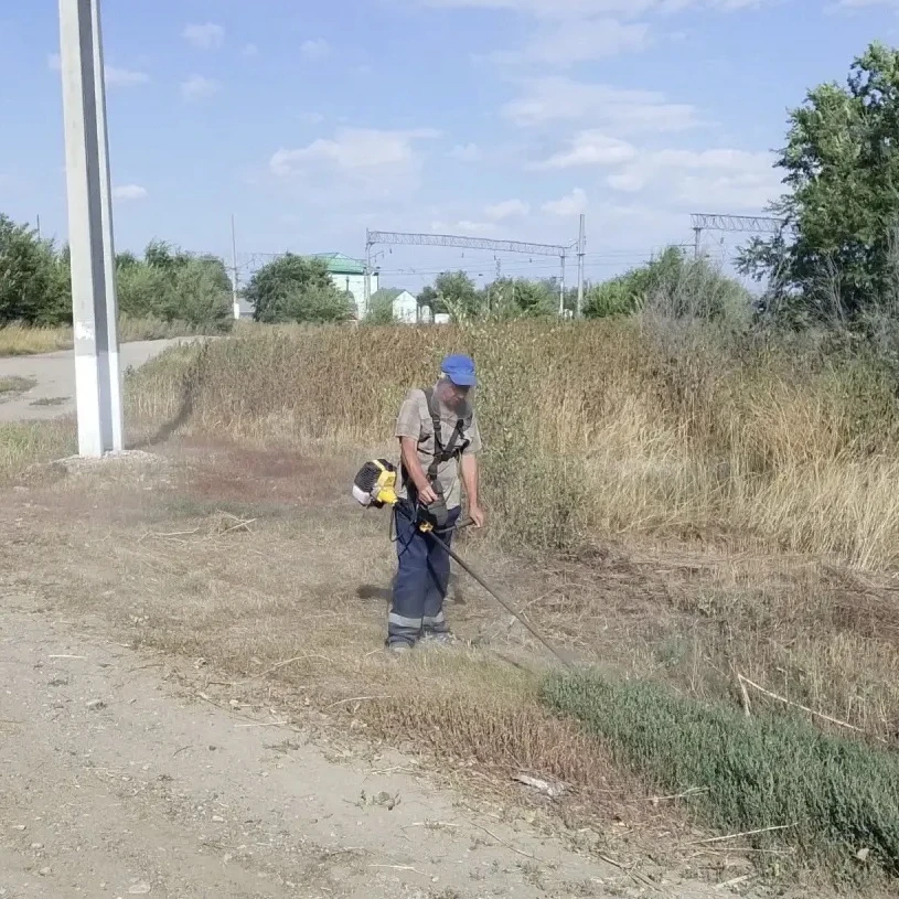 🌤️ В Гагаринском районе продолжаются плановые работы по благоустройству