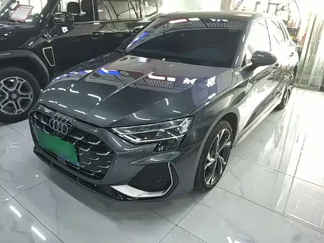 🚗 Audi 2025