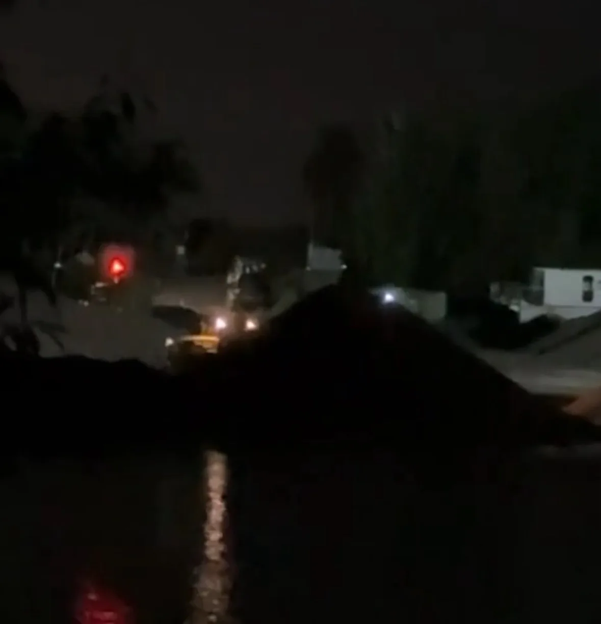 😡 В Клязьминском водохранилище обнаружен критический уровень загрязнения нефтепродукта...