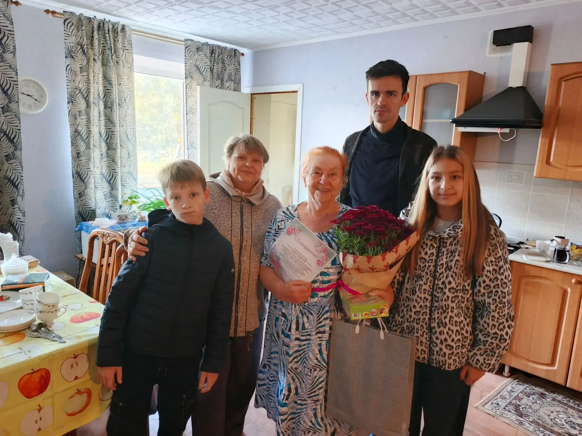 💐В преддверии празднования Дня учителя ребята навестили учителей-ветеранов, которые мн...