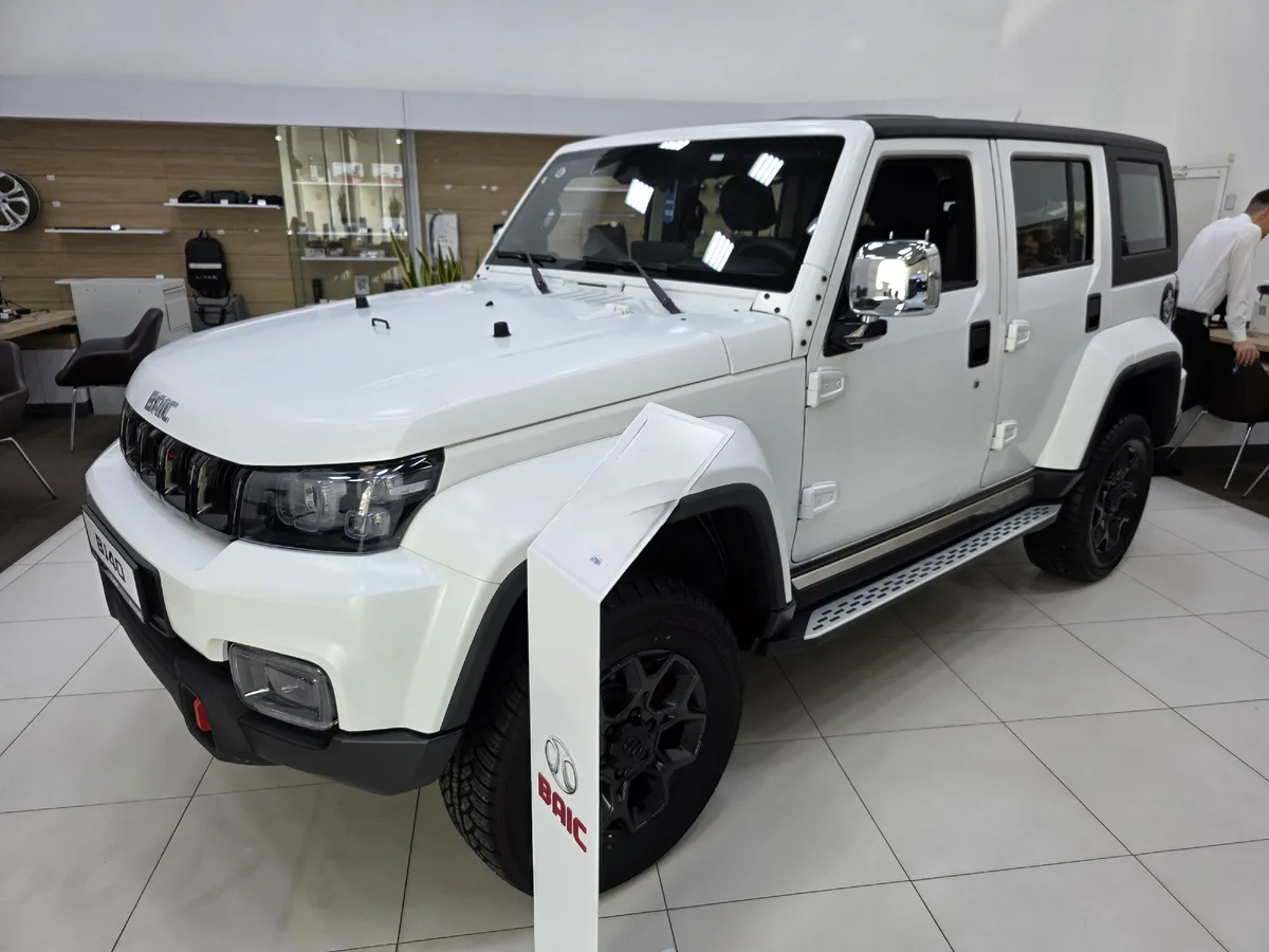 Дизель BAIC BJ40 — тяга с низов, создан для бездорожья