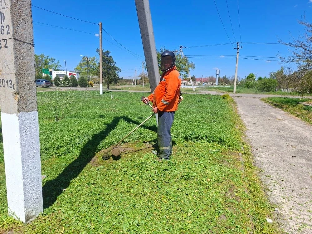 МАЙСКИЙ СУББОТНИК В КРУГЛООЗЕРКЕ 🧹🌱