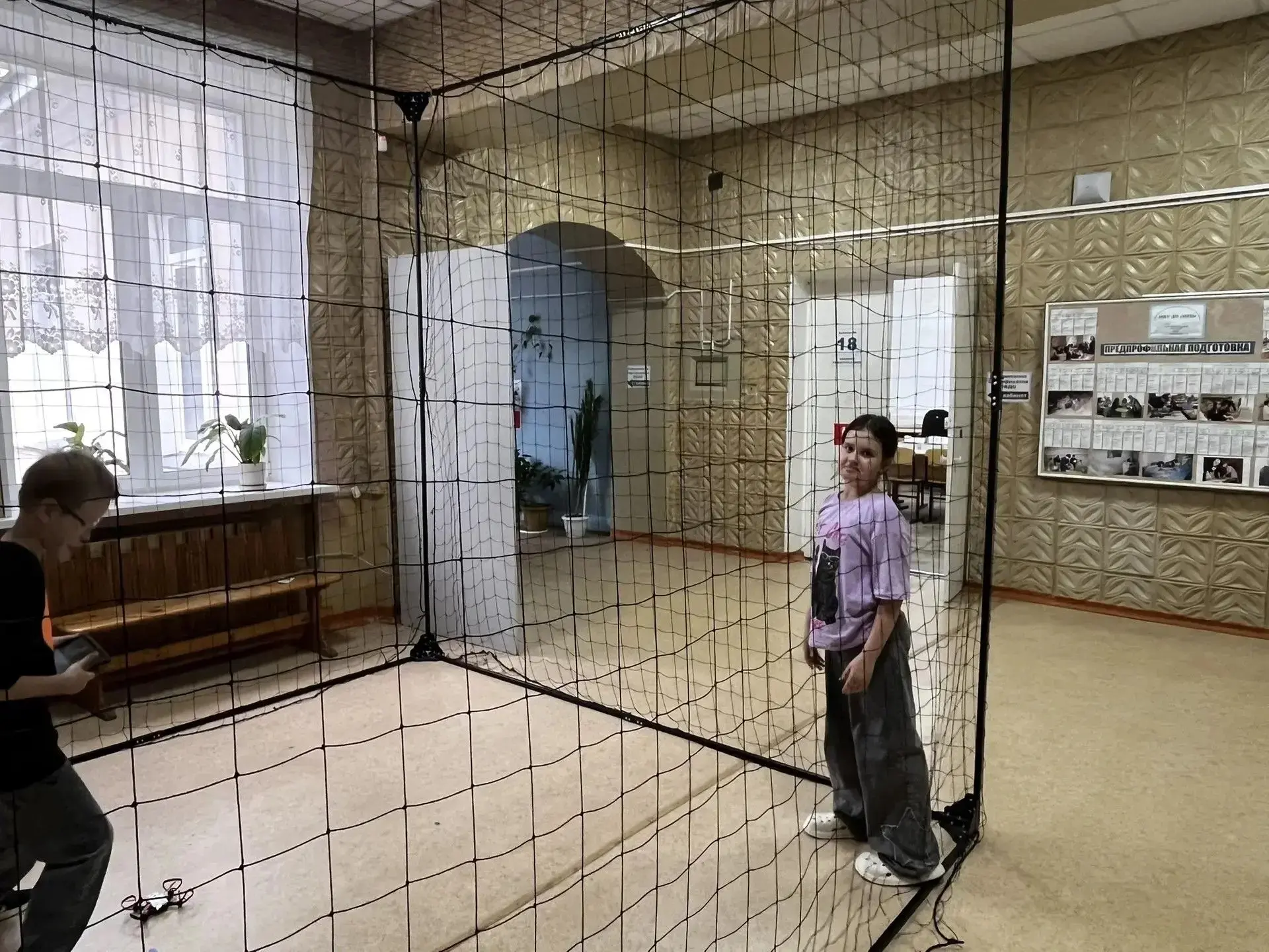 Яркий день в лагере: кино, творчество и путешествие в прошлое!

Сегодняшний день в лагере получился 