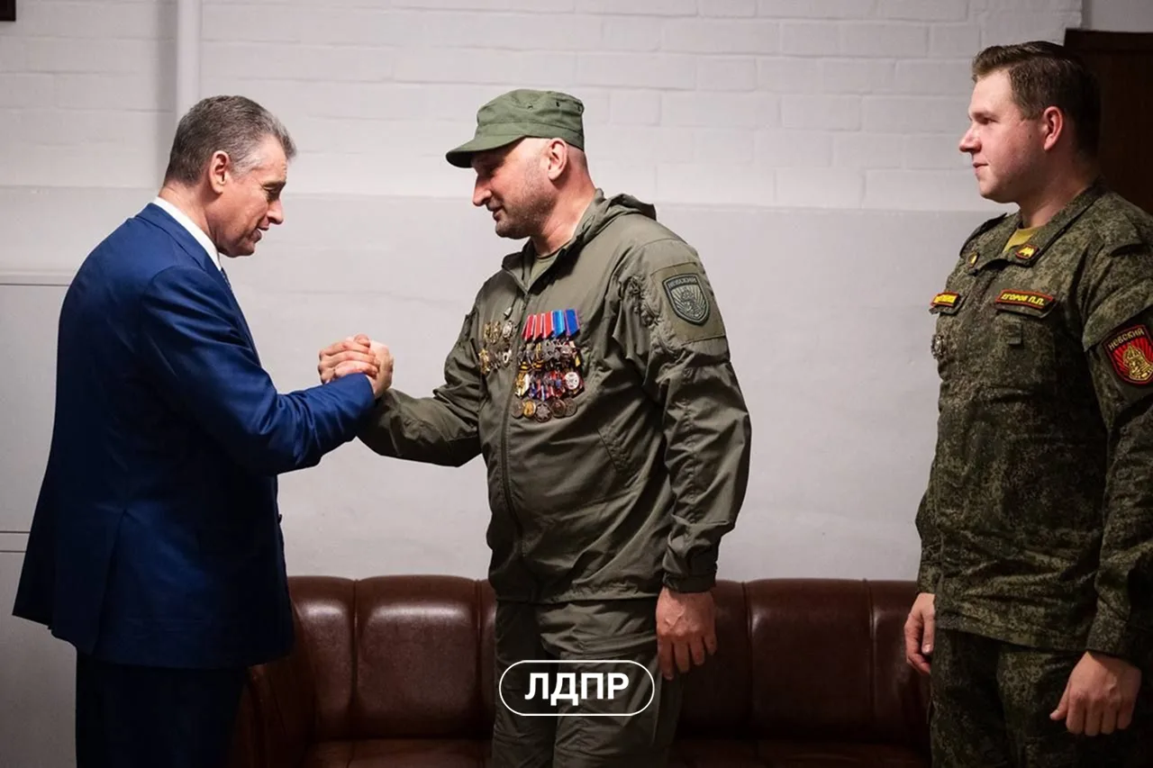 «Помогать людям — это часть политики ЛДПР» 🤝