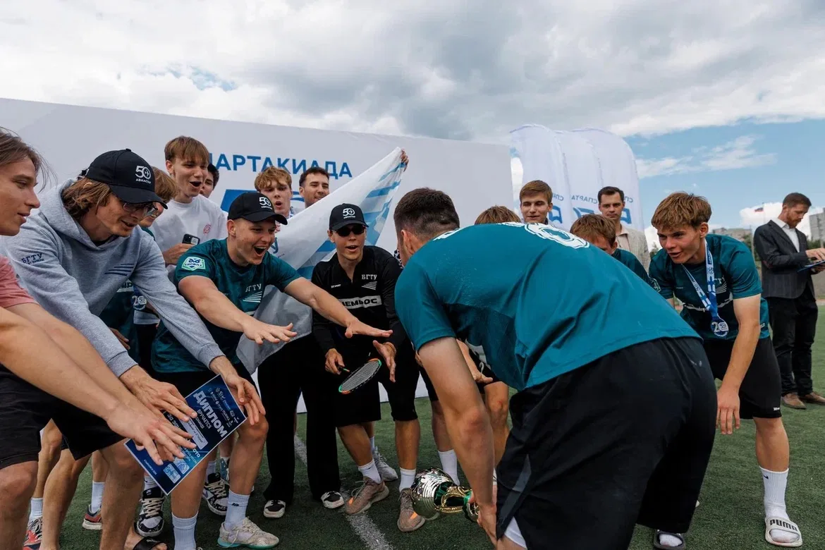 🏁 В Ульяновске завершился Молодёжный слёт, посвящённый 50-летию «Авиастара»!
Слёт стал точкой притя