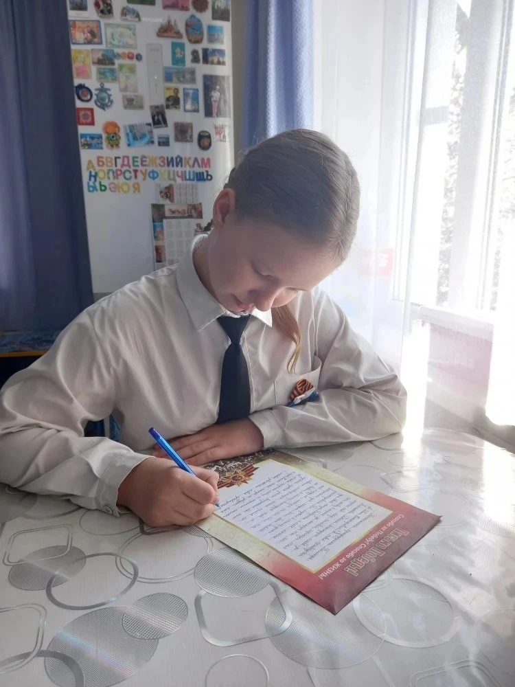 💐В рамках проведения мероприятий, приуроченных ко Дню Победы, активисты Движения Первых "Созидатели 