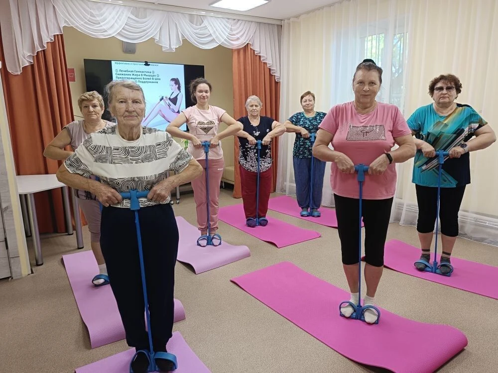 🤸Энергия без перегрузки: тренировка с эспандером для активной жизни