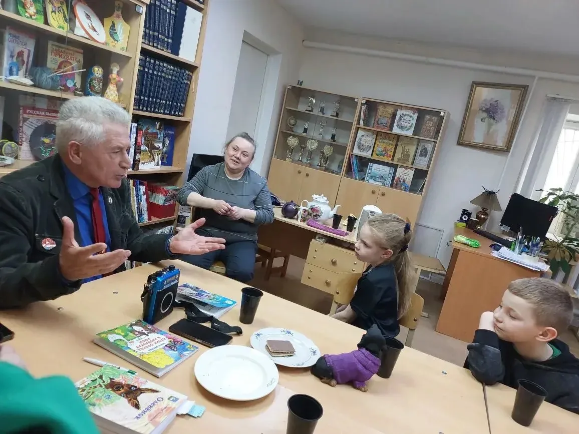 Сегодня учащиеся 1а класса вместе с классным руководителем Губановой О.В и родителями встретились в 
