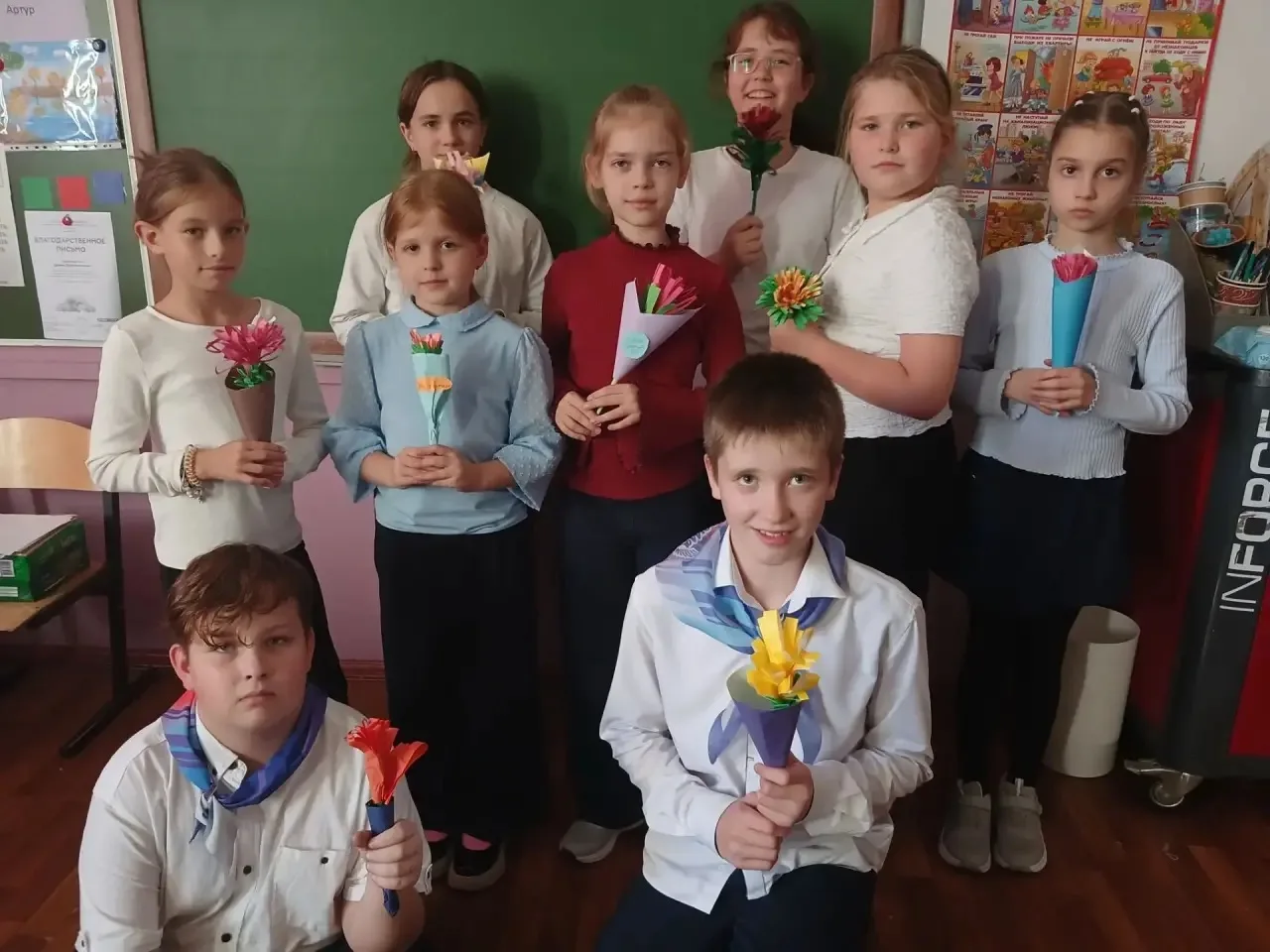 Сегодня наши ребята из 4«Г» превратились в настоящих волшебников! 🧑‍🎨🪄 Они своими ру...