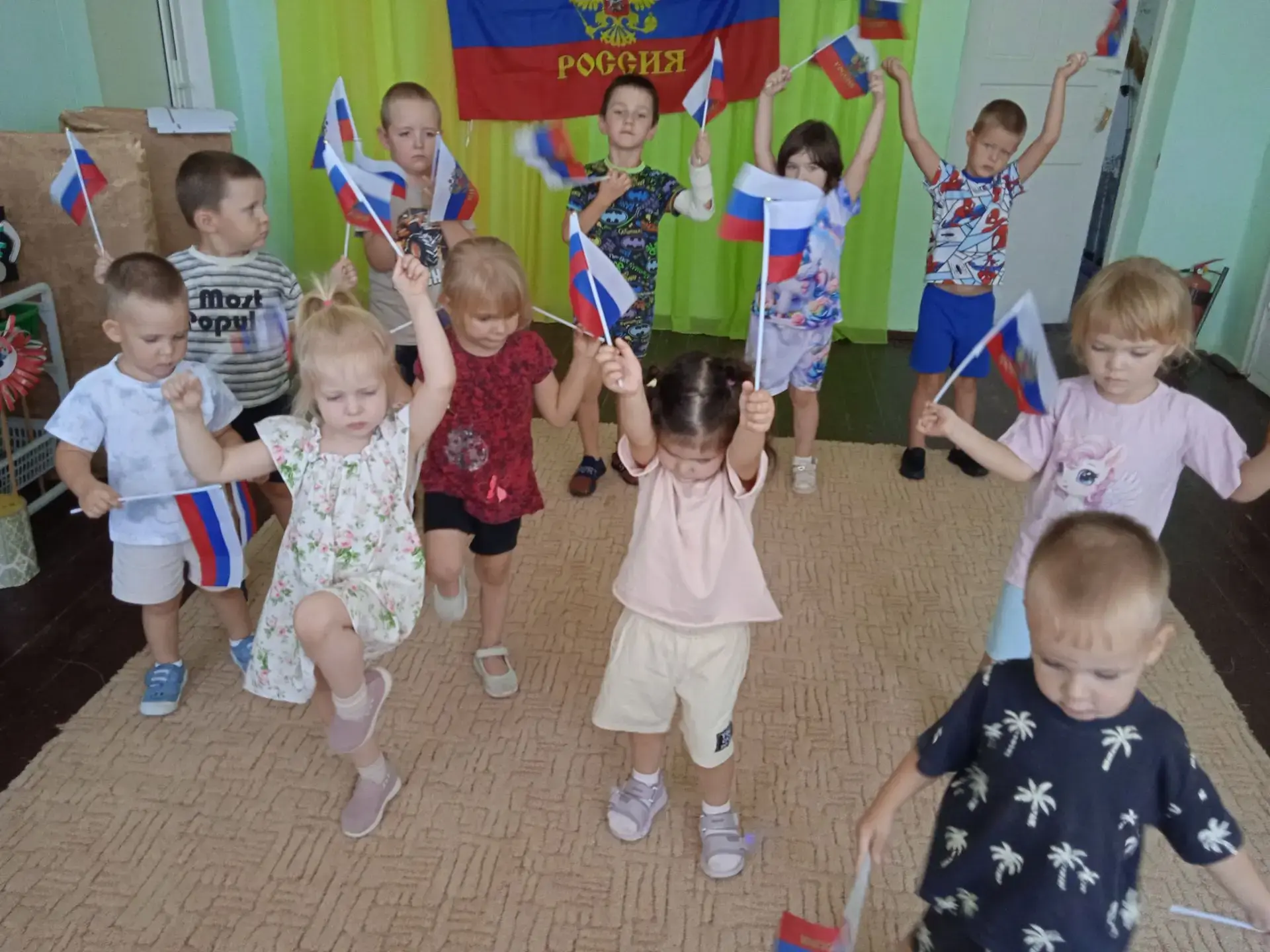 Сегодня в МБДОУ д/с «Журавлик»  х. Антонова прошёл познавательный день, посвящённый Дню...