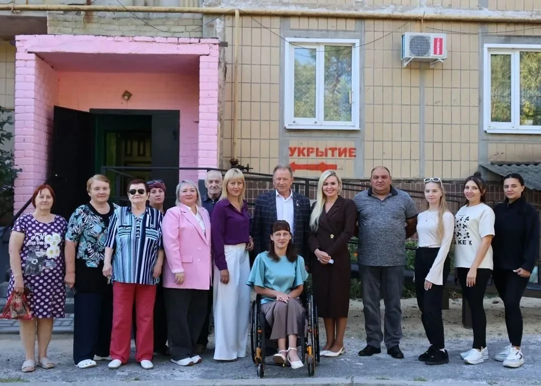 В многоквартирном доме по улице Калинина в Валуйках оборудовали доступную входную группу