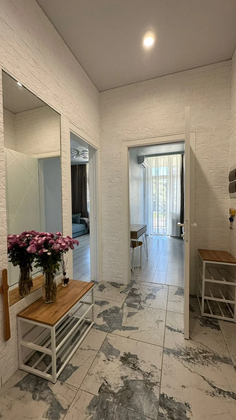 #ЯЛТА   р-н Спартак  🅿️ Парковка!  Сдам 1-к квартира 35м² посуточно, в центре Ялты в новом доме на в