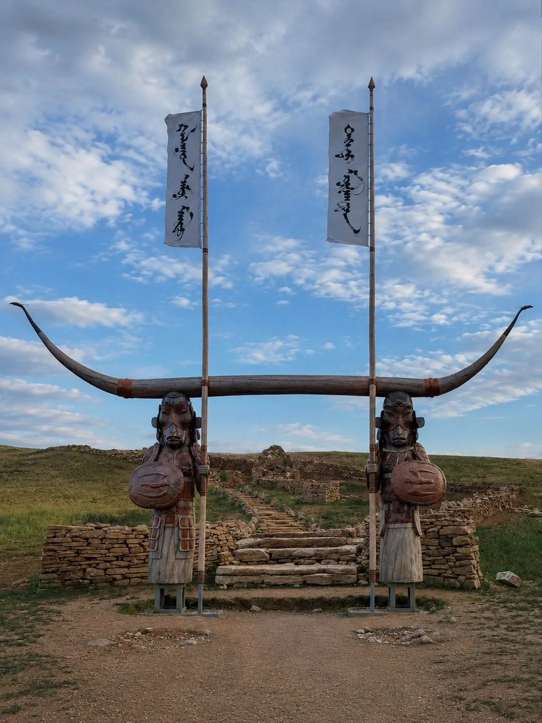 🏞 Плато Чингисхана — легенда над степью

В Иволгинском районе, недалеко от Улан-Удэ, расположено пл
