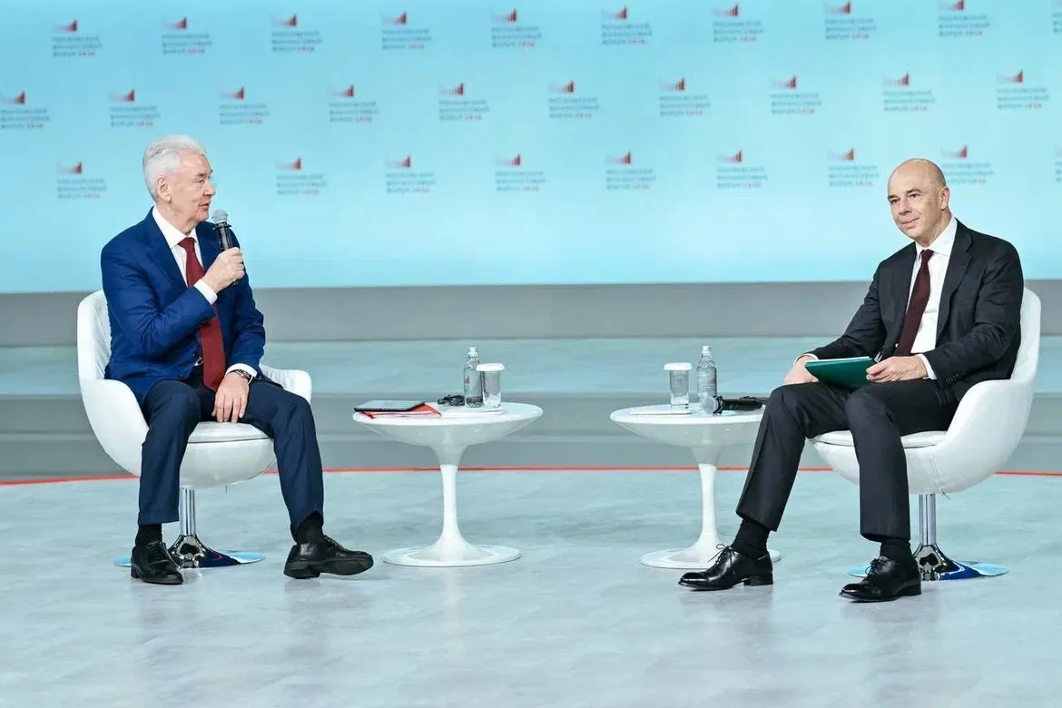 📸 Собрали для вас самые яркие моменты с Московского финансового форума