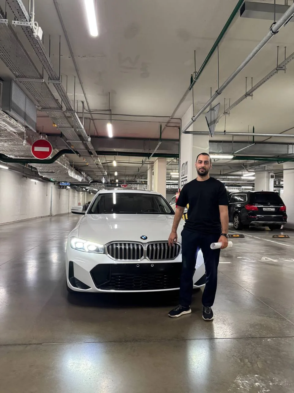 ➡️BMW 320Li из Китая – передали ключи Артуру