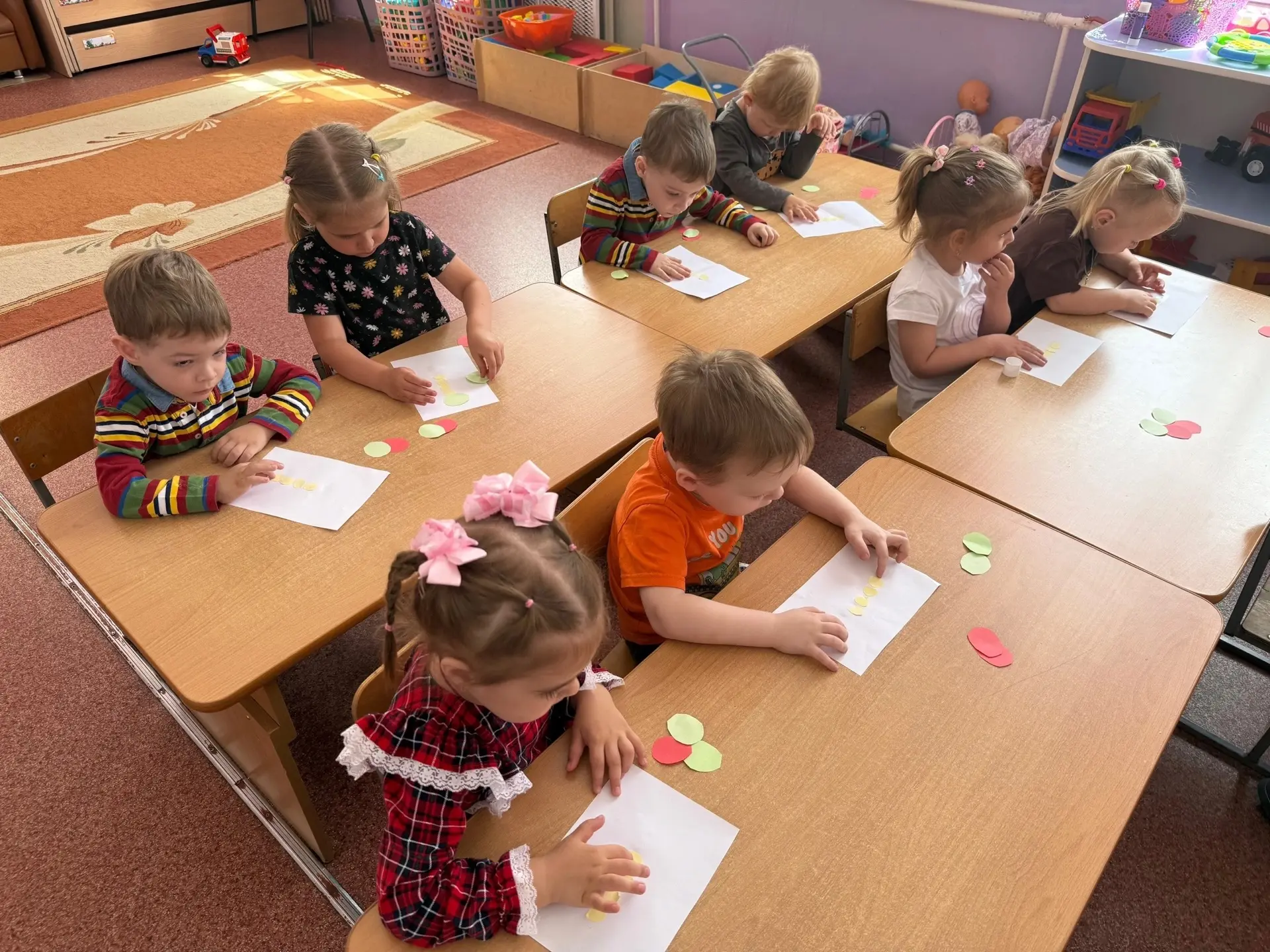 🦋 19 июня — День бабочек! 🦋

Сегодня наши юные натуралисты 3-4 лет погрузились в удивительный мир 