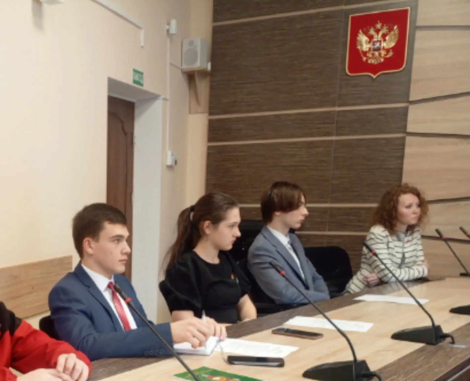 В зале заседаний Администрации города Евпатории состоялось собрание местного Совета Первых.  На меро